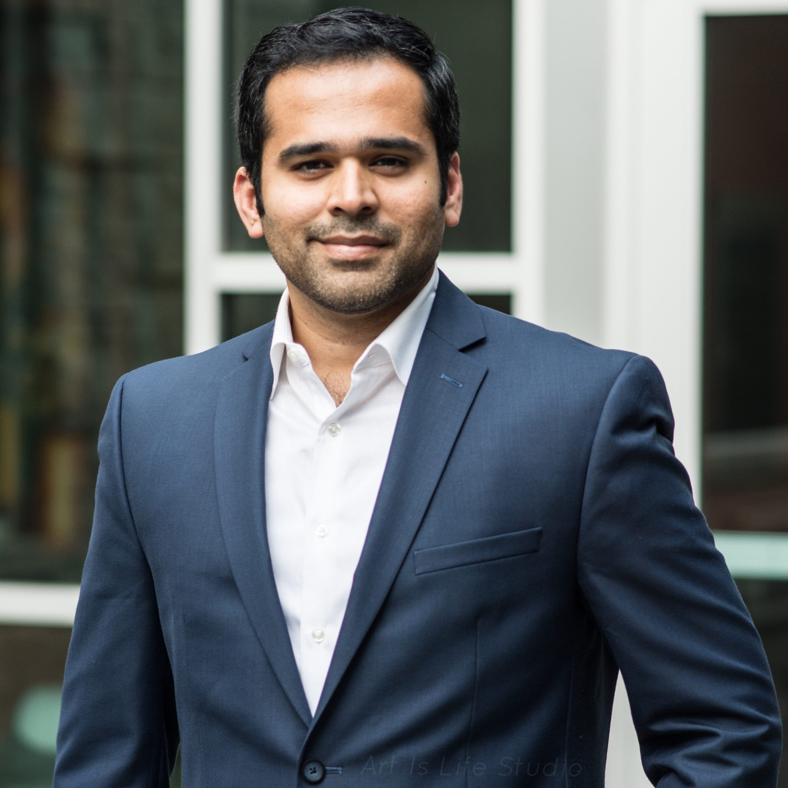 Advisory Council Mohammed Farshori half body portrait picture